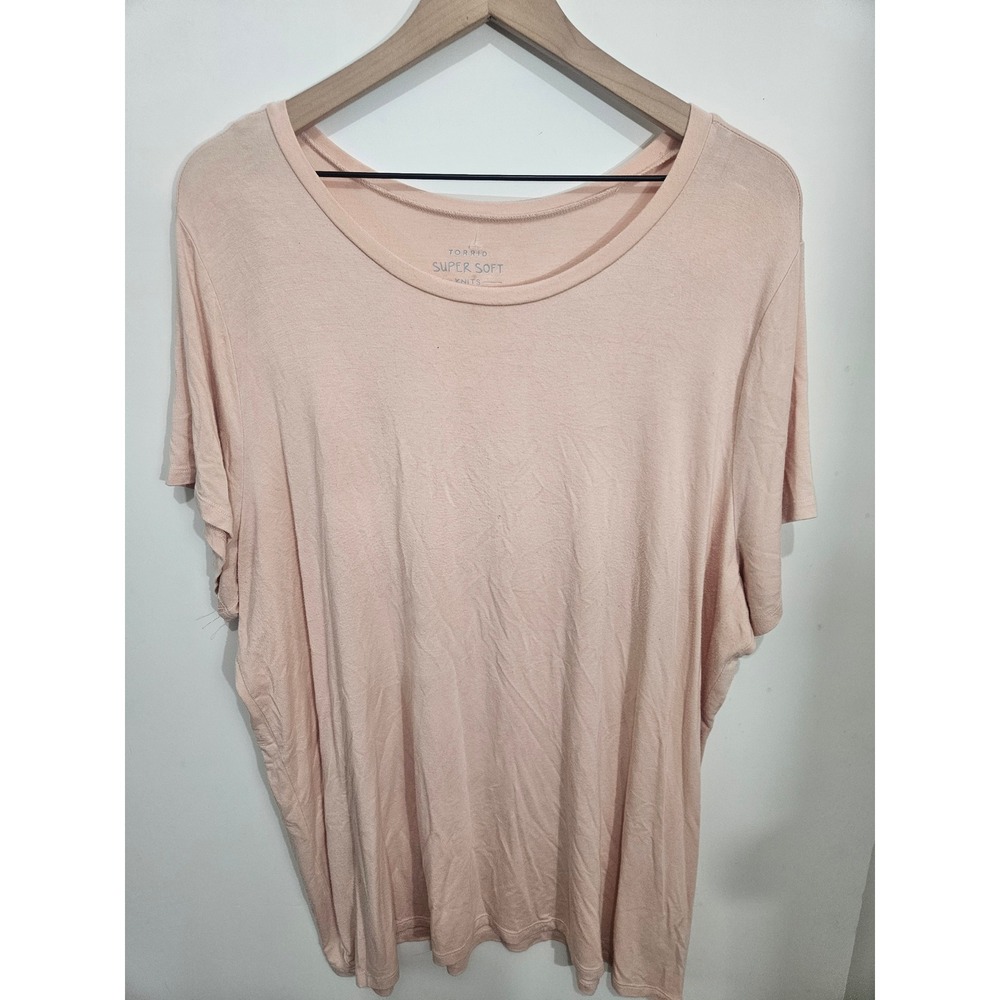 Torrid Super Soft Knits Peach Pink Scoop‎ Neck Short Sleeve Tee Shirt Size 3